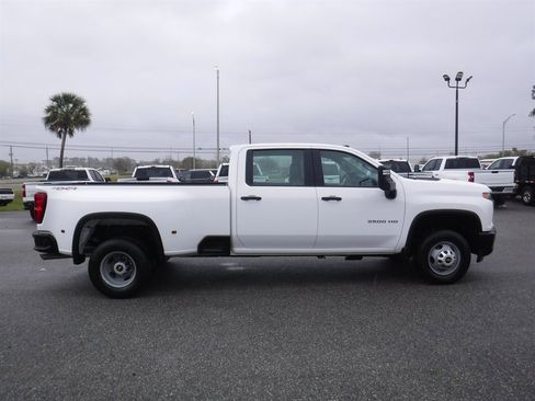 Used 2021 Chevrolet Silverado 3500 W/T w/ WT Fleet Convenience Package image 3
