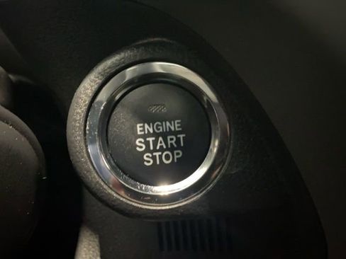 Used 2024 Subaru Crosstrek 2.0i Premium image 15