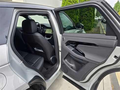 Used 2024 Land Rover Range Rover Evoque S image 28