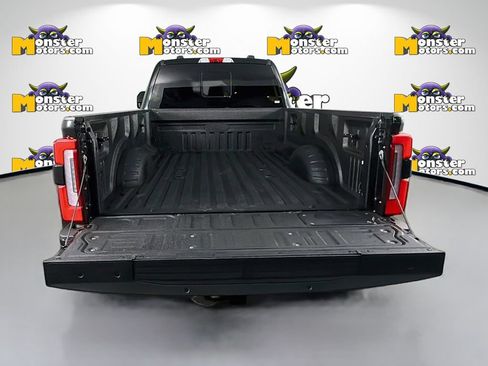 Used 2023 Ford F450 Platinum w/ FX4 Off-Road Package AWD/4WD image 27