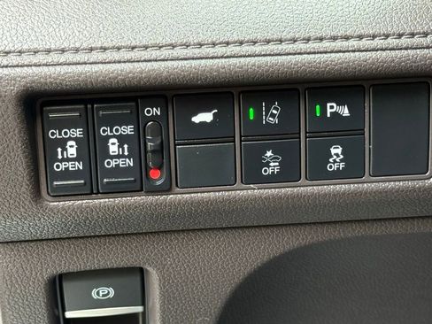 Used 2020 Honda Odyssey Elite image 10