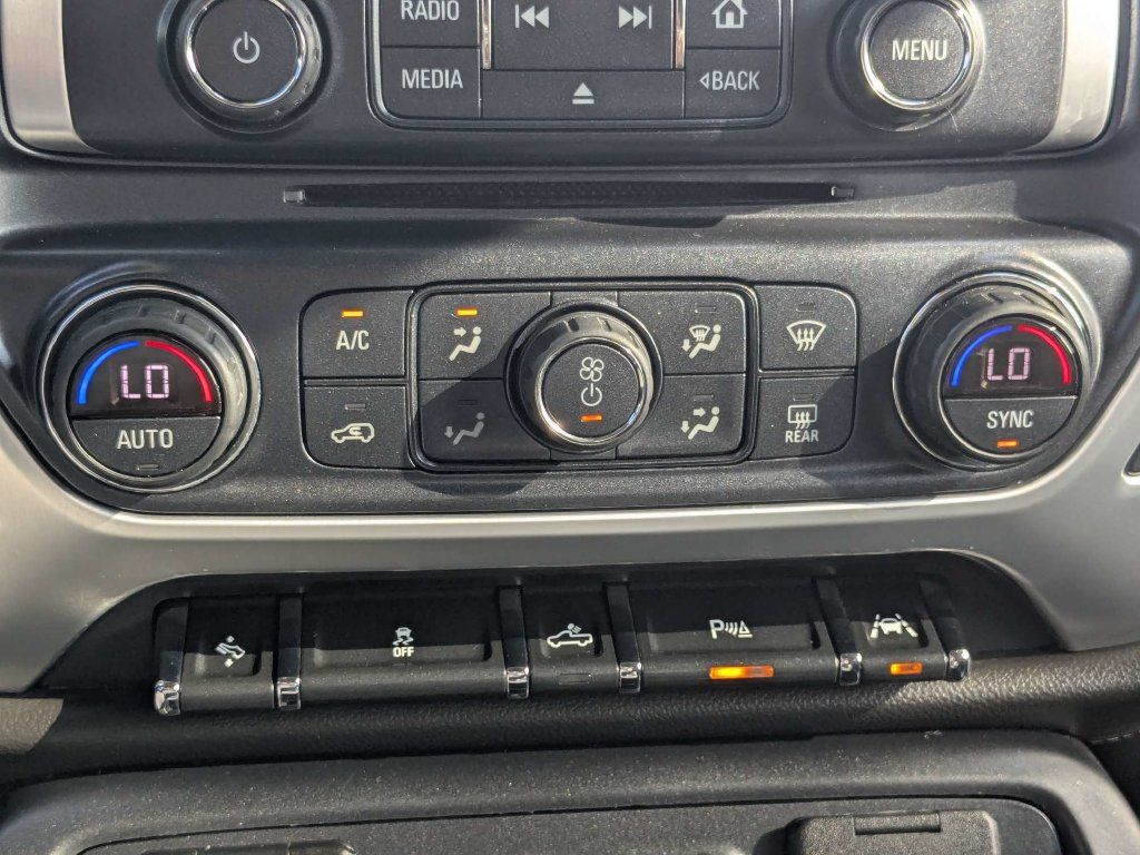 Used 2018 GMC Sierra 1500 SLT AWD/4WD image 41