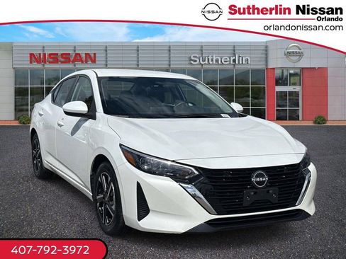 Certified 2024 Nissan Sentra SV image 1