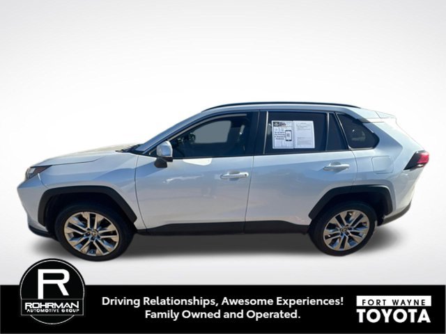 Used 2024 Toyota RAV4 XLE Premium w/ Weather Package FWD image 5