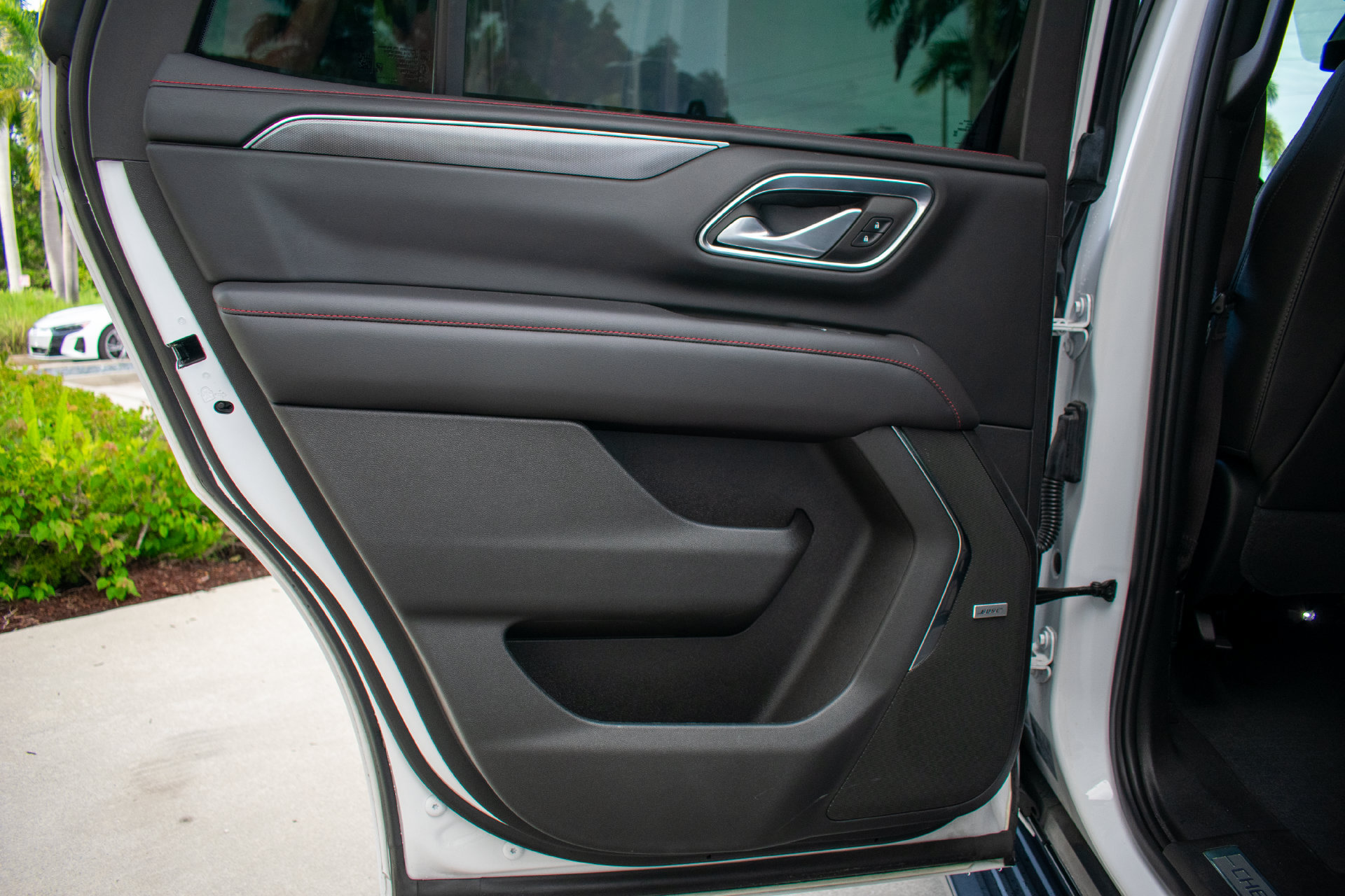Used 2023 Chevrolet Tahoe RST AWD/4WD image 19