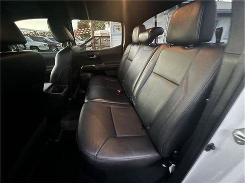 Used 2019 Toyota Tacoma TRD Pro image 12