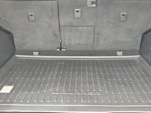 Used 2020 Toyota 4Runner Venture w/ Moonroof Package image 17