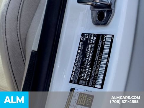 Used 2025 Mercedes-Benz GLE 450e 4MATIC image 18