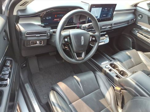 Certified 2023 Lincoln Corsair Reserve w/ Equipment Group 202A AWD/4WD image 9