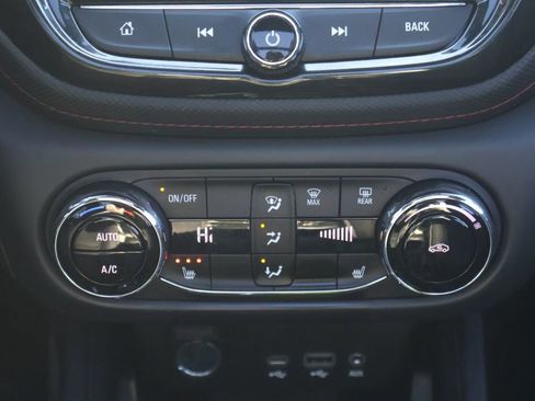 Certified 2023 Chevrolet TrailBlazer RS w/ Sun and Liftgate Package image 20