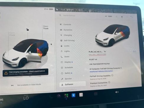 Used 2023 Tesla Model Y Performance AWD/4WD image 11