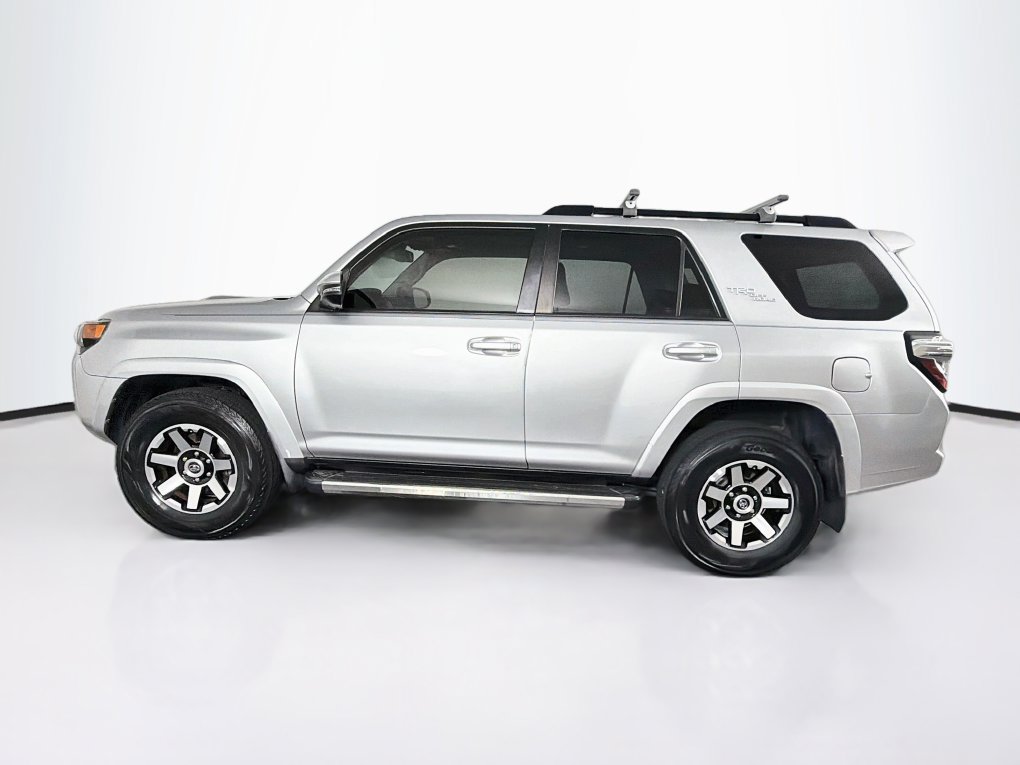 Used 2021 Toyota 4Runner TRD Off-Road Premium w/ Moonroof Package AWD/4WD image 6