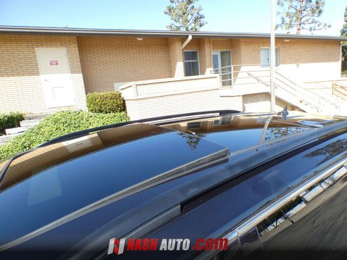 Used 2018 Volkswagen Tiguan SE w/ Panoramic Sunroof Package AWD/4WD image 19