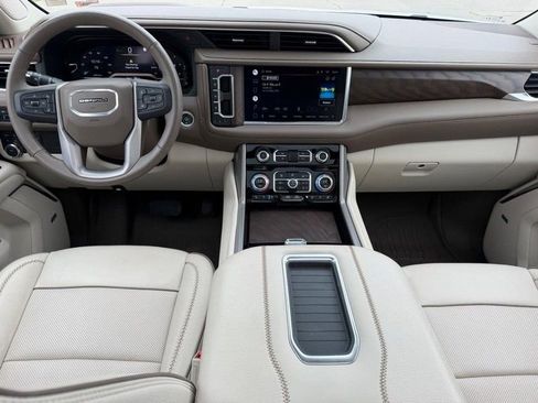 Used 2022 GMC Yukon Denali image 12