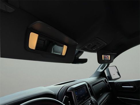 Used 2020 Chevrolet Silverado 2500 LTZ w/ LTZ Premium Package image 28