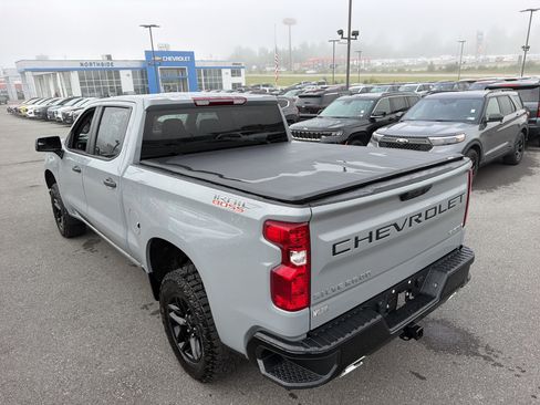 Used 2025 Chevrolet Silverado 1500 Custom Trail Boss AWD/4WD image 10