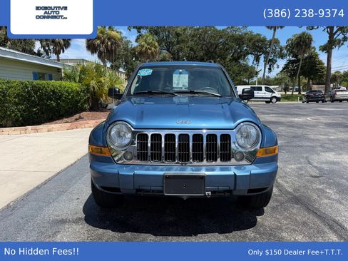 Used 2006 Jeep Liberty Limited AWD/4WD image 2