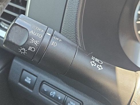 Used 2022 Nissan Frontier SV AWD/4WD image 28