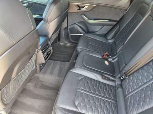 Used 2023 Audi RS Q8 4.0T image 42