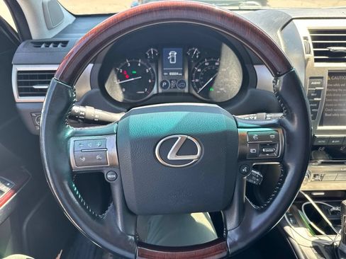 Used 2016 Lexus GX 460 w/ Premium Package AWD/4WD image 17