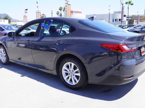 Certified 2025 Toyota Camry LE FWD image 5
