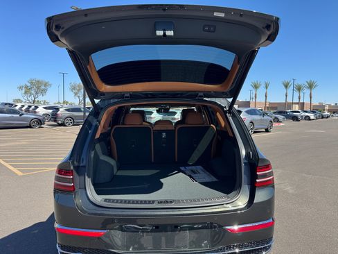 Used 2025 Genesis GV80 2.5T Prestige AWD/4WD image 32