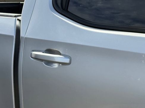 Used 2022 Chevrolet Silverado 1500 RST image 9