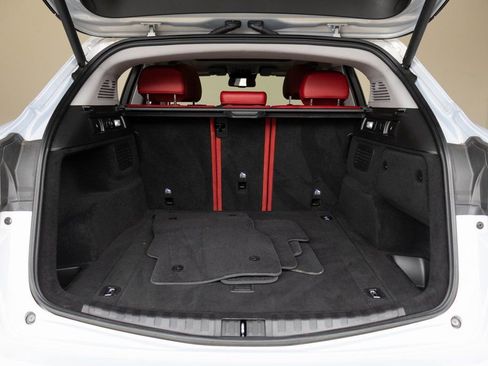 Used 2021 Alfa Romeo Stelvio Ti w/ Nero Edizione image 14