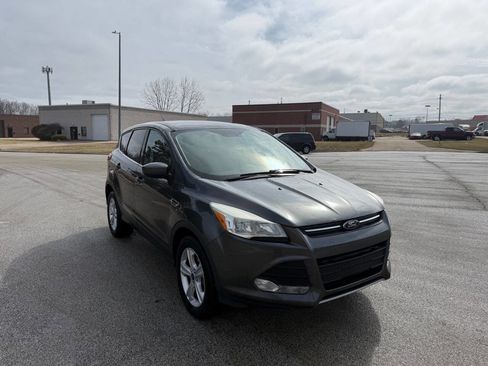 Used 2015 Ford Escape SE image 6