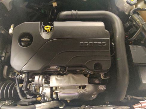 Used 2023 Chevrolet Malibu LT FWD image 30