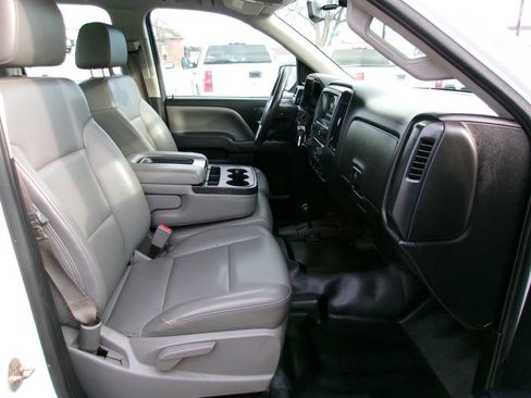 Used 2015 Chevrolet Silverado 1500 W/T image 12