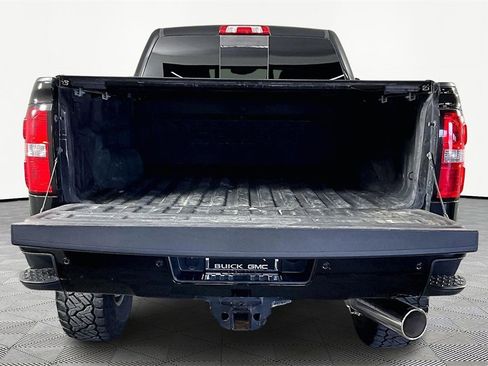 Certified 2019 GMC Sierra 2500 Denali w/ Duramax Plus Package image 7