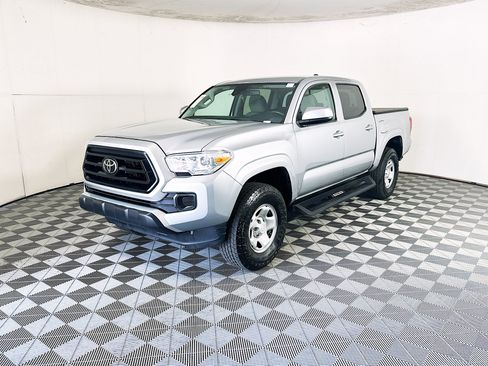 Used 2023 Toyota Tacoma SR AWD/4WD image 7