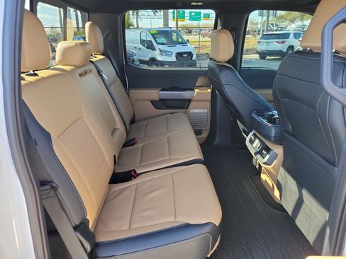 Used 2022 Ford F150 Lariat image 27