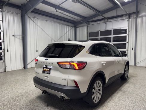 Used 2022 Ford Escape Titanium w/ Titanium Elite Package image 17