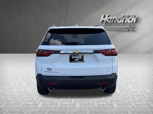 Used 2023 Chevrolet Traverse LT AWD/4WD image 9