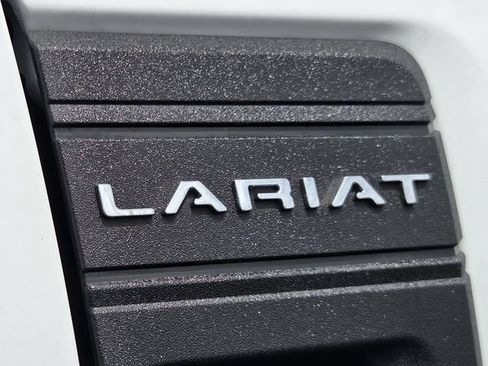 Used 2023 Ford Maverick Lariat w/ Lariat Luxury Package FWD image 9