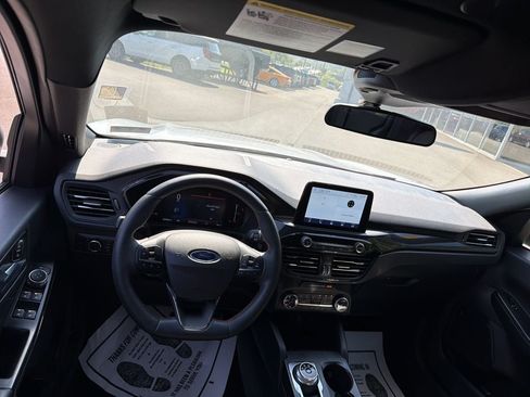Used 2024 Ford Escape ST-Line AWD/4WD image 14