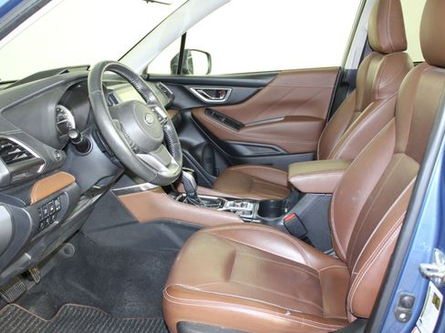 Used 2019 Subaru Forester Touring w/ Popular Package #3 image 25