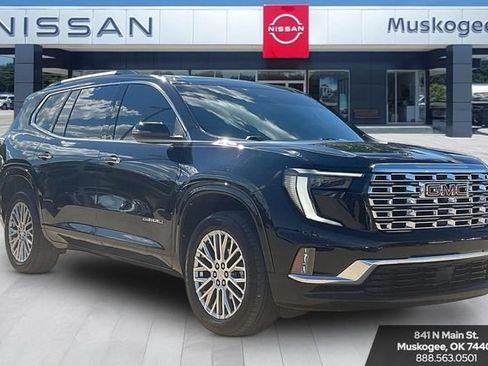 Used 2025 GMC Acadia Denali w/ LPO, Floor Liner Package AWD/4WD image 1