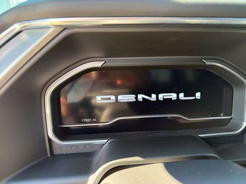 Used 2023 GMC Sierra 1500 Denali w/ Denali Reserve Package image 6