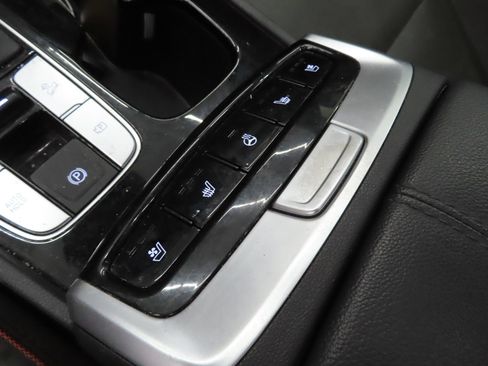 Used 2022 Hyundai Santa Cruz Limited AWD/4WD image 17