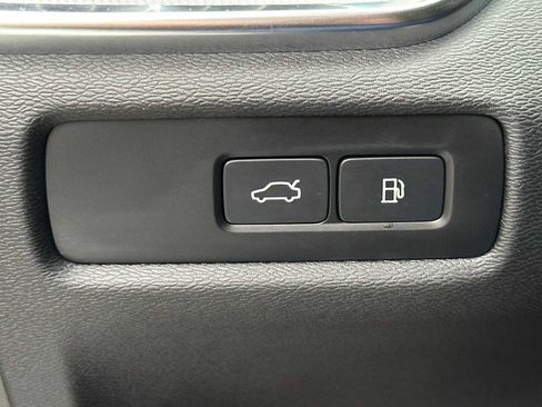 Certified 2024 Volvo V60 T8 Polestar image 40