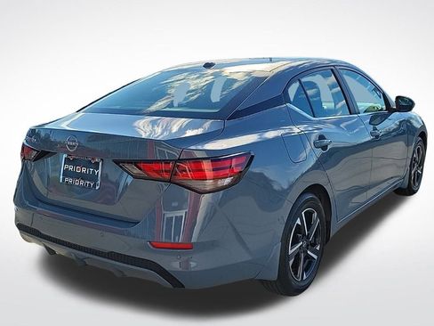 Used 2025 Nissan Sentra SV image 5