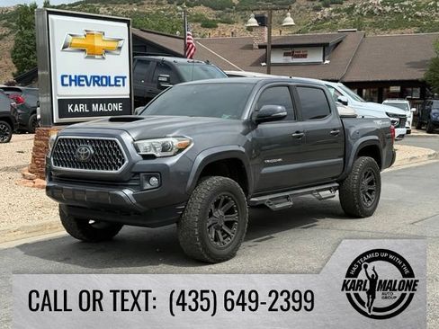 Used 2019 Toyota Tacoma TRD Sport w/ Technology Package RWD image 1