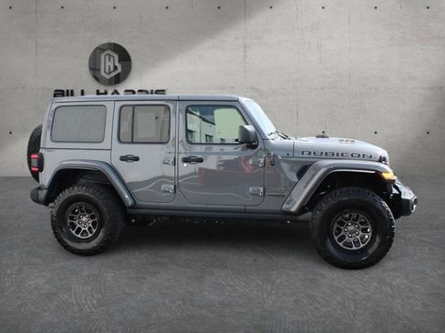 Used 2022 Jeep Wrangler Unlimited Rubicon w/ Xtreme Recon 35" Tire Package AWD/4WD image 4