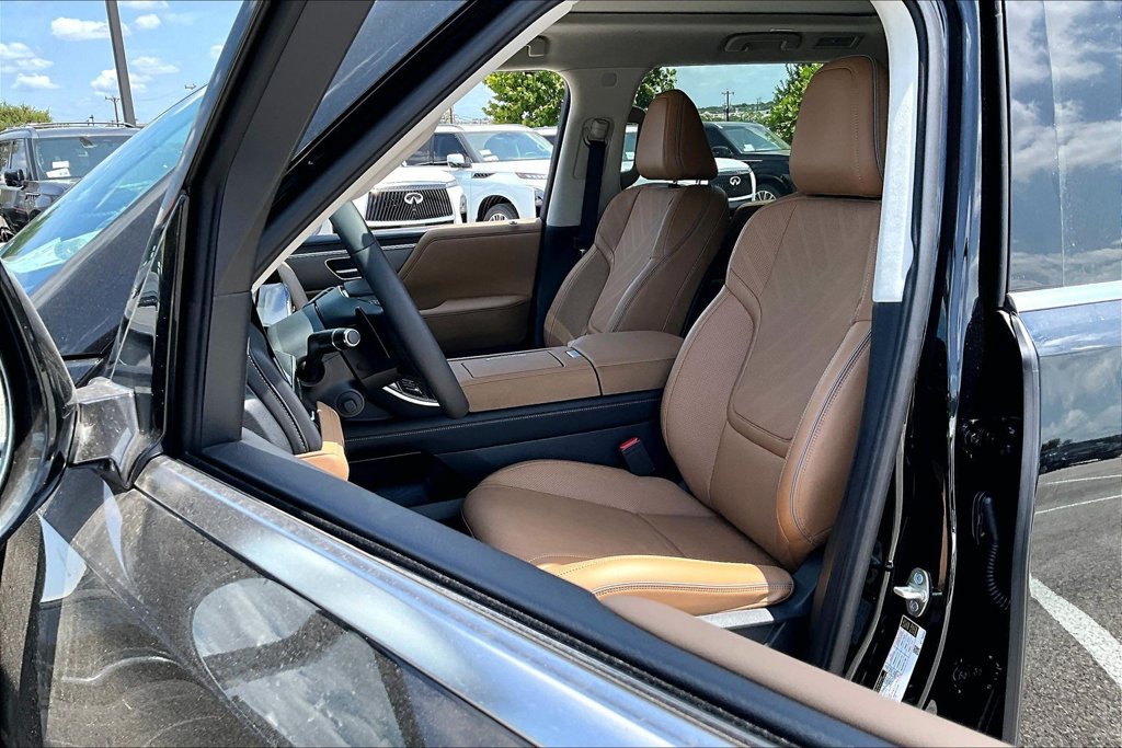 New 2027 INFINITI QX80 Luxe w/ Cargo Package RWD image 13