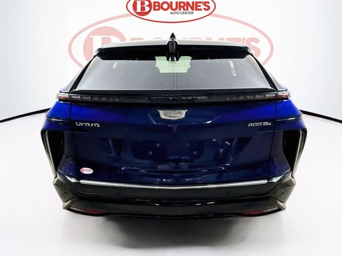 Used 2024 Cadillac Lyriq Luxury w/ LPO, Floor Liner Package AWD/4WD image 10