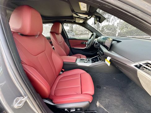 New 2025 BMW 330i Sedan w/ M Sport Package image 25