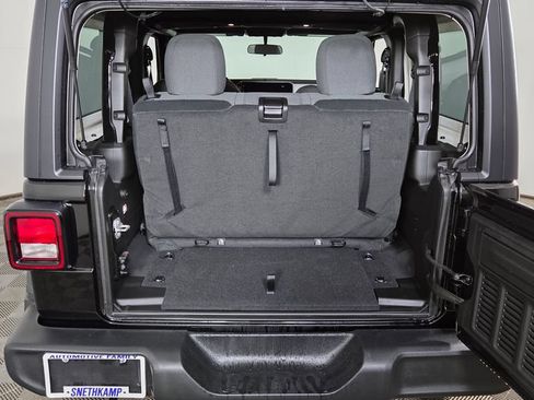 New 2026 Jeep Wrangler Sport AWD/4WD image 9